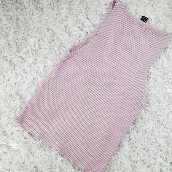 Ribbed sleeveless top, medium - Picture 3 of 3
